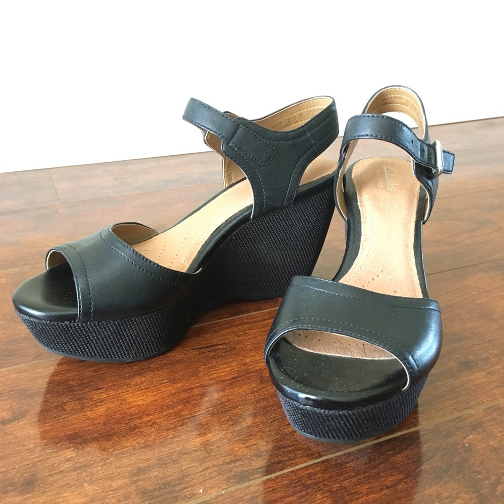 Vintage-Style Platform Wedges
